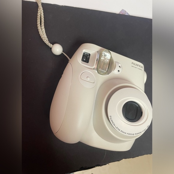 FujiFilm Instax Mini 7s Instant Camera with Cactus Flamingo Case  and Film - Picture 3 of 14